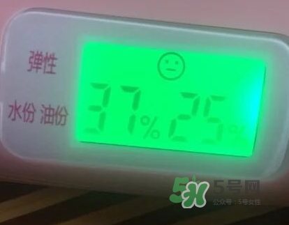韓后茶蕊去角質素怎么用？韓后茶蕊亮滑去角質素用法