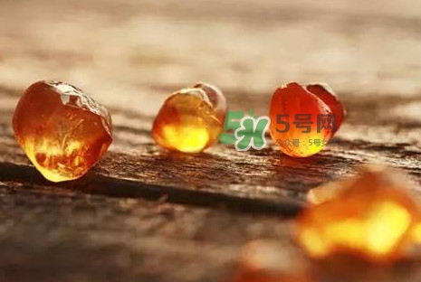桃膠一次食用量多少？桃膠多吃有什么危害