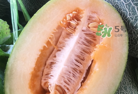 哈密瓜的營(yíng)養(yǎng)價(jià)值_哈密瓜的功效與作用及食用禁忌