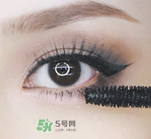 煙熏妝怎么畫？煙熏妝的畫法步驟圖解