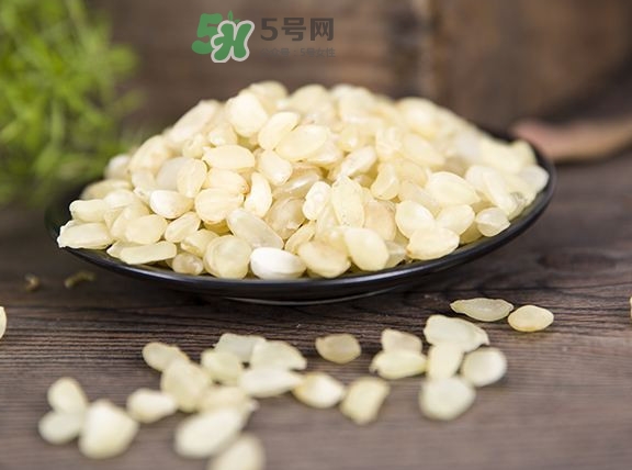 皂角米有沒有美容功效？吃皂角米美容靠不靠譜？