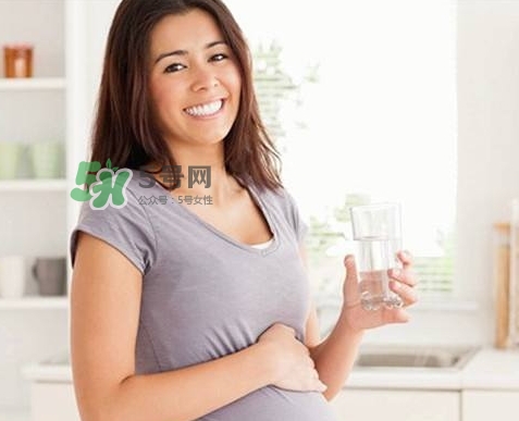 孕期為什么會水腫？孕期手腳腫怎么辦？
