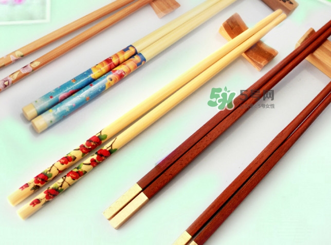 木筷子可以放消毒柜嗎？木筷子和竹筷子哪個(gè)好