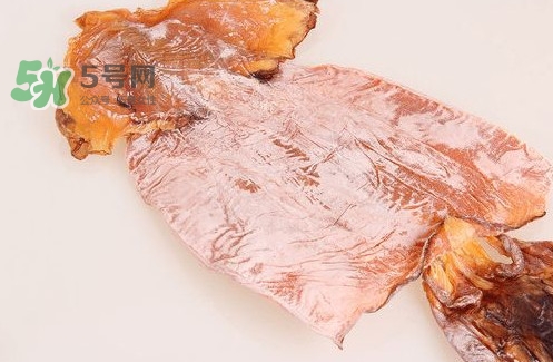 魷魚干能帶上飛機(jī)嗎？魷魚干可以放冰箱嗎