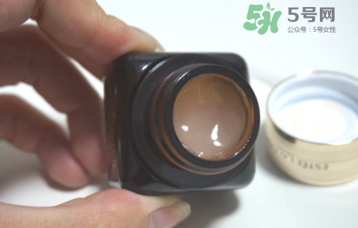 小棕瓶和百優(yōu)眼霜哪個好？小棕瓶眼霜和百優(yōu)眼霜對比