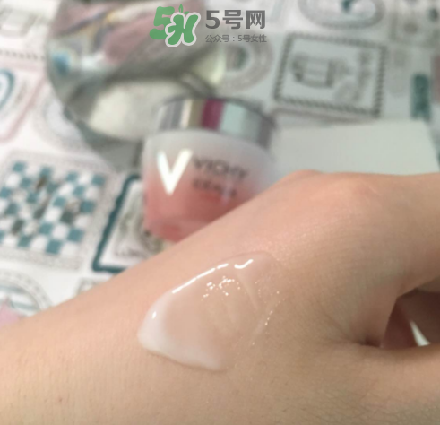 薇姿水光煥白乳霜怎么樣？薇姿水光煥白乳霜好用嗎？