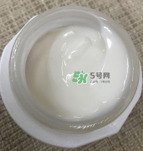 薇姿水光煥白乳霜怎么樣？薇姿水光煥白乳霜好用嗎？