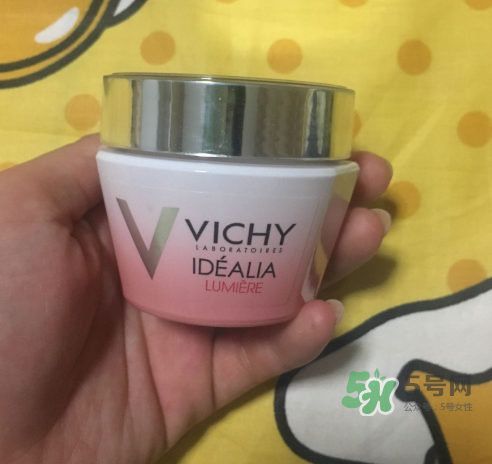 薇姿水光煥白乳霜怎么樣？薇姿水光煥白乳霜好用嗎？