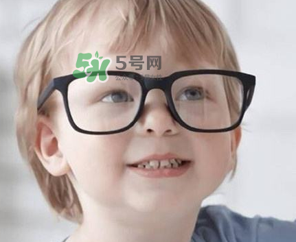 寶寶看電視對眼睛有影響嗎？寶寶看電視會(huì)近視眼嗎？