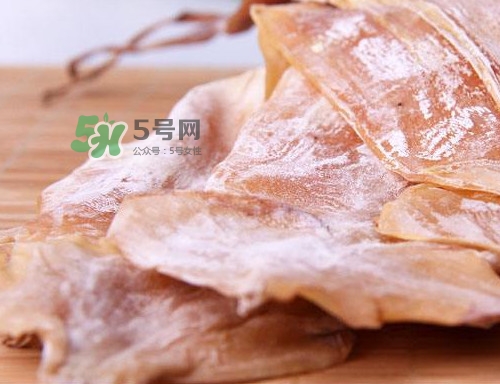 魷魚干可以煲湯嗎？魷魚干可以燉湯嗎