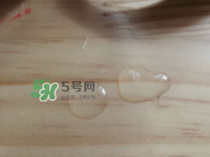 悅木之源菌菇水是爽膚水嗎？悅木之源菌菇水是精華嗎