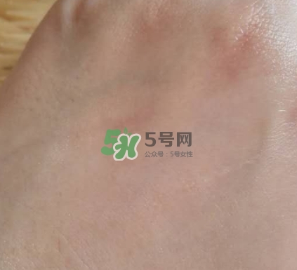 悅木之源菌菇水是爽膚水嗎？悅木之源菌菇水是精華嗎