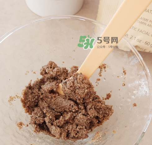 思妍麗雞飼料面膜好用嗎？思妍麗雞飼料面膜一周用幾次？