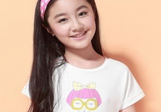 14歲女生胸部變大是正常的嗎？14歲女生的胸多大正常？