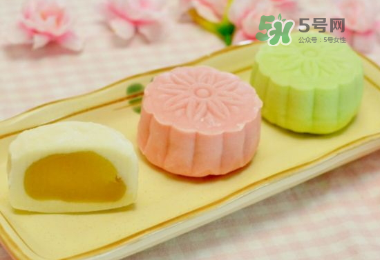 冰皮月餅為什么皮硬？冰皮月餅不變硬配方