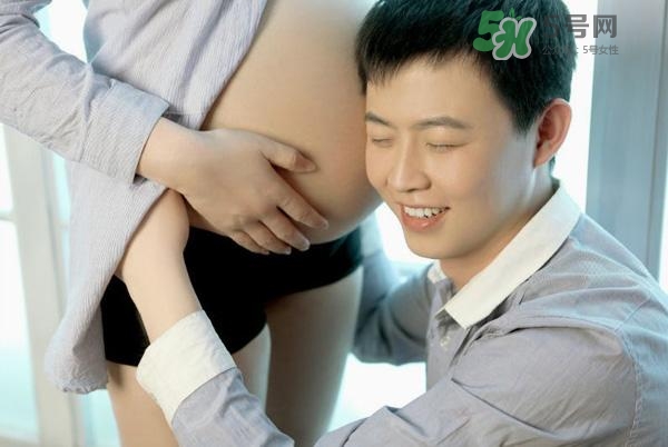 羊水栓塞發(fā)生在什么時候？羊水栓塞癥狀