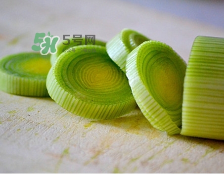大蔥可以放冰箱嗎？大蔥可以放多久