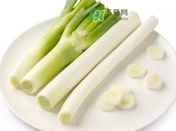 大蔥怎么去除農(nóng)藥殘留？大蔥怎么清洗干凈
