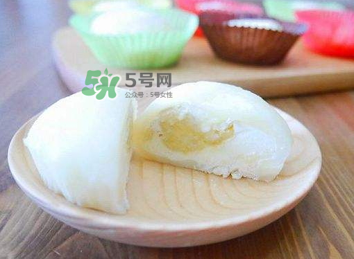 冰皮月餅粉可以做雪媚娘嗎？雪媚娘和冰皮月餅區(qū)別