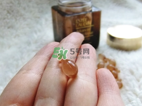 雅詩蘭黛小棕瓶安瓶膠囊怎么樣？雅詩蘭黛小棕瓶膠囊功效