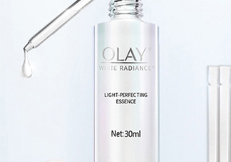 olay淡斑小白瓶和olay光感小白瓶哪個(gè)好？
