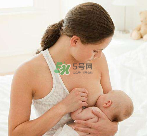 母乳喂養(yǎng)會(huì)乳糖不耐受嗎？母乳喂養(yǎng)會(huì)過度喂養(yǎng)嗎？