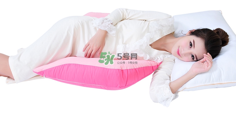 孕婦左側(cè)臥怎么睡舒服？孕婦左側(cè)臥位