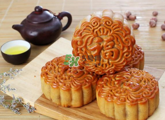 月餅回油要密封嗎？月餅回油敞開(kāi)還是密封？