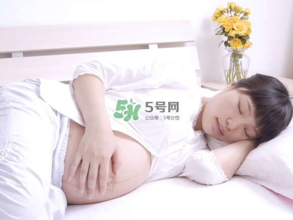 孕婦左側(cè)臥怎么睡舒服？孕婦左側(cè)臥位