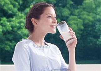 孕婦奶粉和普通奶粉的區(qū)別  懷孕必須喝孕婦奶粉嗎？