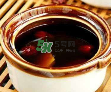 男人能喝紅糖水嗎？男人喝紅糖水有什么好處？