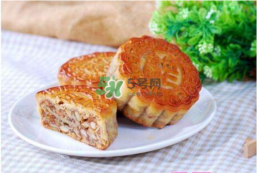 五仁月餅里的紅綠絲是什么？五仁月餅里面有什么？