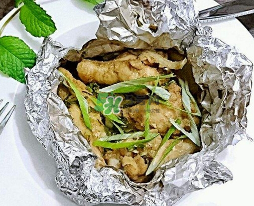 烤餅干可以用錫紙嗎？烤餅干用錫紙還是油紙