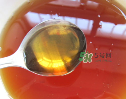 月餅為什么要用轉(zhuǎn)化糖漿？做月餅的轉(zhuǎn)化糖漿是什么？