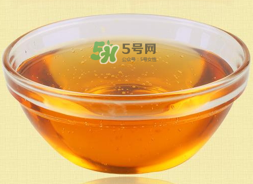 月餅為什么要用轉(zhuǎn)化糖漿？做月餅的轉(zhuǎn)化糖漿是什么？