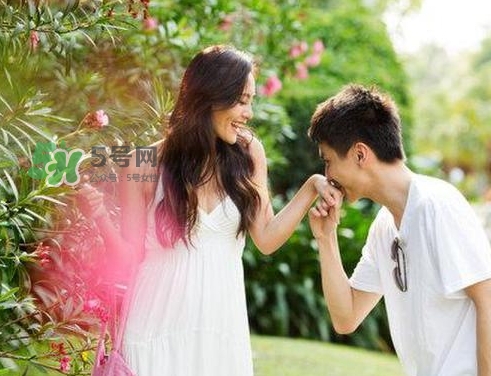 婚外情如何調(diào)查取證？網(wǎng)絡(luò)聊天記錄屬于婚外情證據(jù)嗎？