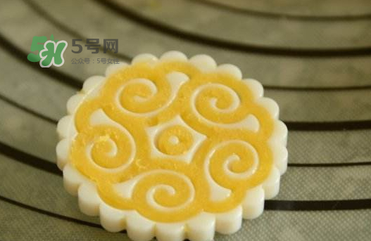 月餅皮可以過(guò)夜嗎？月餅皮可以放多久？