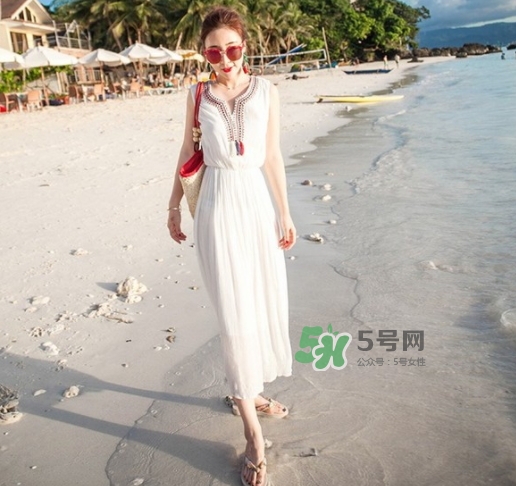 十月份去泰國穿什么衣服？10月份去泰國穿衣搭配