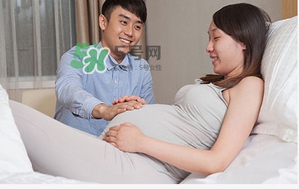 無痛分娩生的時候痛嗎？無痛分娩對寶寶有影響嗎