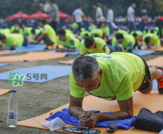 平板支撐會影響長高嗎？做平板支撐會不會長不高？