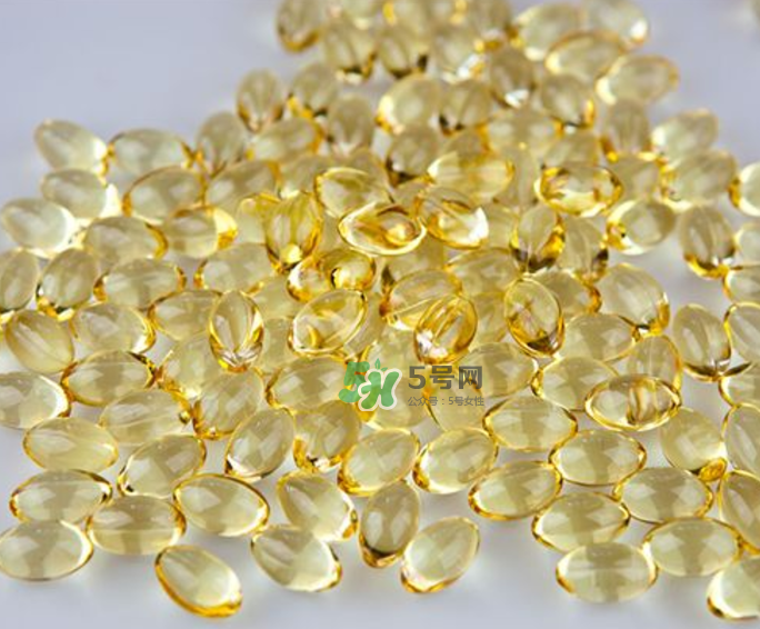 魚肝油可以和鈣一起吃嗎？魚肝油可以和奶粉一起吃嗎？