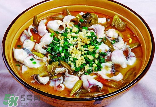 黑魚(yú)可以做酸菜魚(yú)嗎？黑魚(yú)做酸菜魚(yú)好吃嗎？