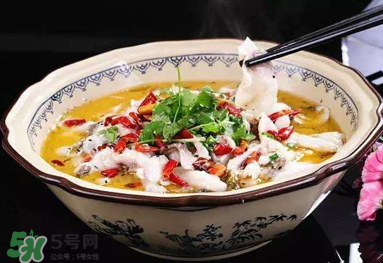 黑魚(yú)可以做酸菜魚(yú)嗎？黑魚(yú)做酸菜魚(yú)好吃嗎？