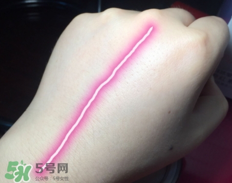 自然堂粉紅素顏霜怎么用？自然堂粉紅素顏霜使用心得