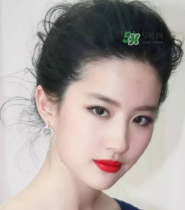 發(fā)際線低怎么調(diào)整？標(biāo)準(zhǔn)的發(fā)際線圖片
