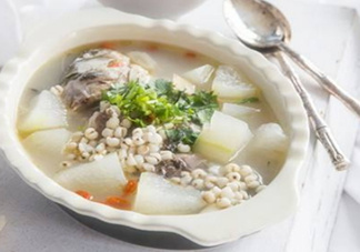 產(chǎn)婦鯽魚湯什么時(shí)候喝？產(chǎn)婦鯽魚湯放調(diào)料嗎？