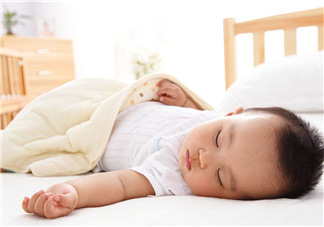 怎么樣培養(yǎng)寶寶自己入睡？怎么樣培養(yǎng)寶寶整夜睡覺？