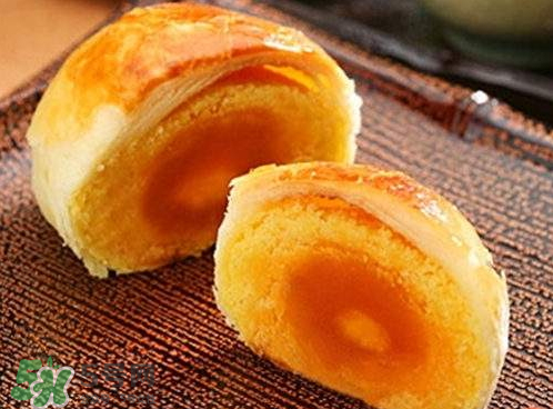 蛋黃酥可以帶出國嗎？蛋黃酥可以帶上飛機嗎？