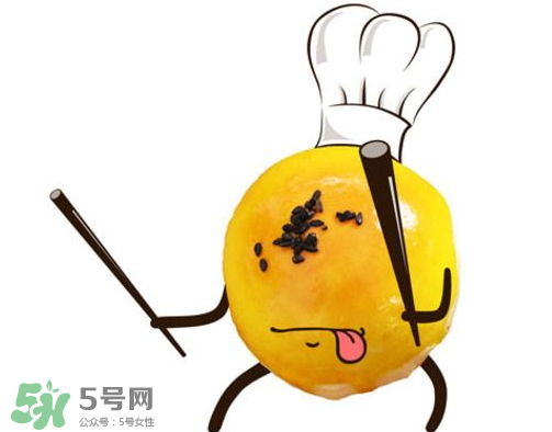 蛋黃酥可以用微波爐烤嗎？微波爐可以做蛋黃酥嗎？