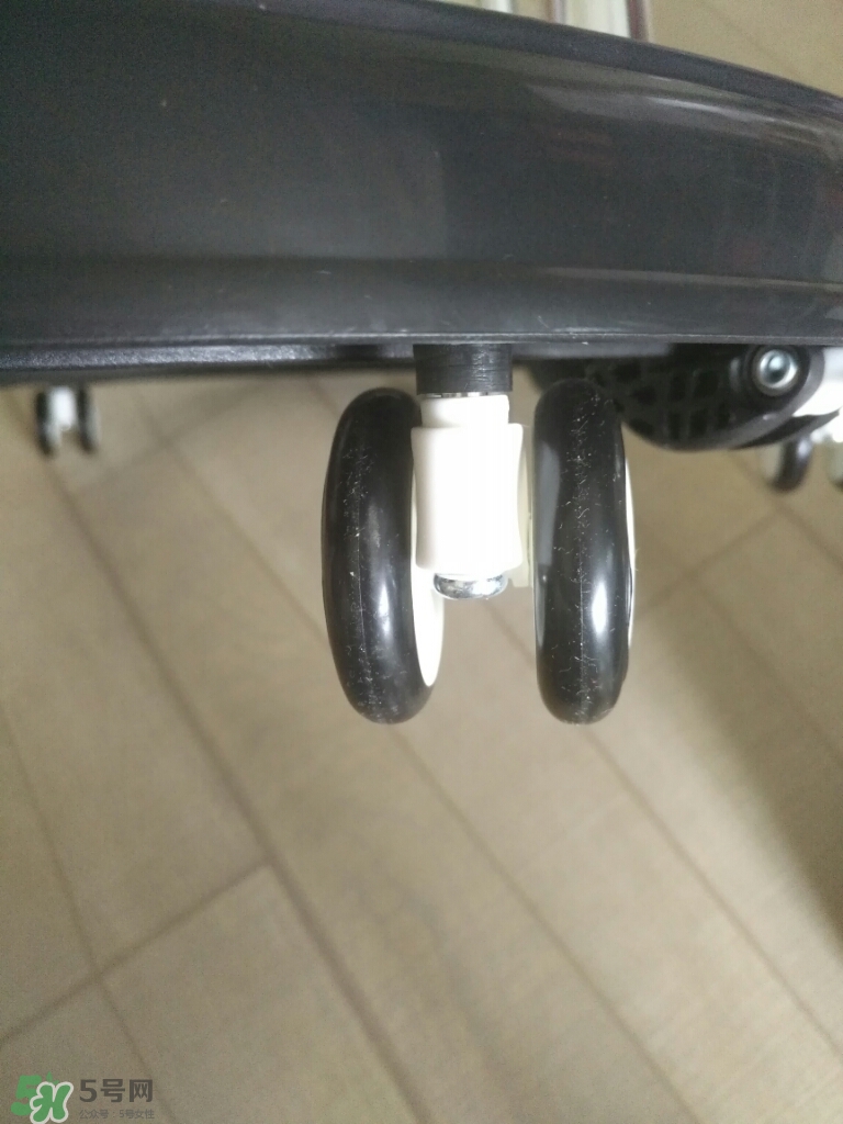學(xué)步車哪個(gè)牌子的好？寶寶幾個(gè)月可以坐學(xué)步車？